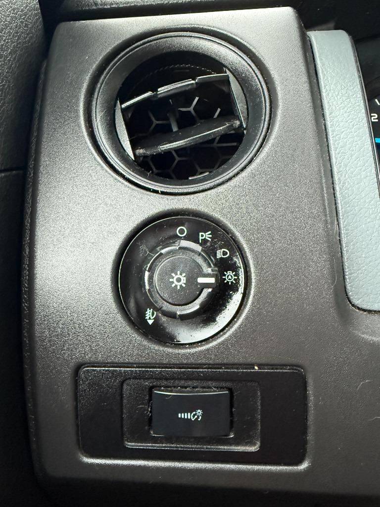 2014 Ford F-150 photo 14