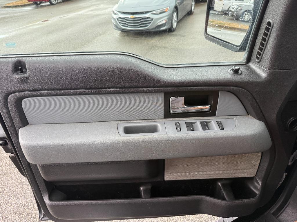 2014 Ford F-150 photo 13