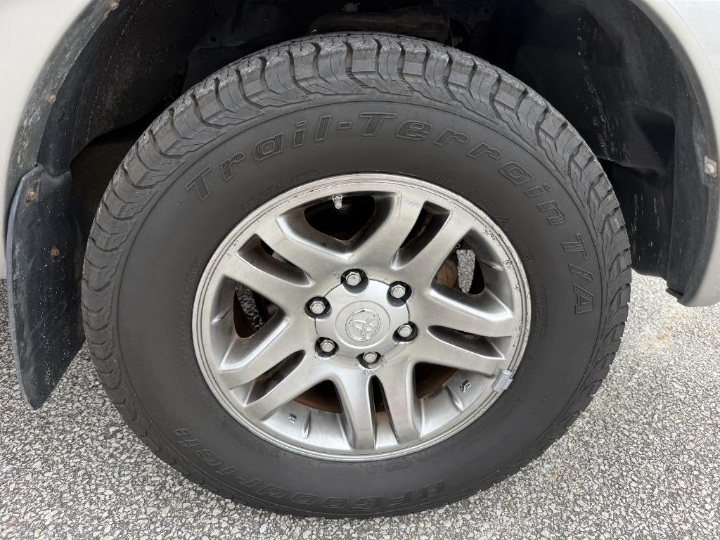2007 Toyota Sequoia Limited photo 11