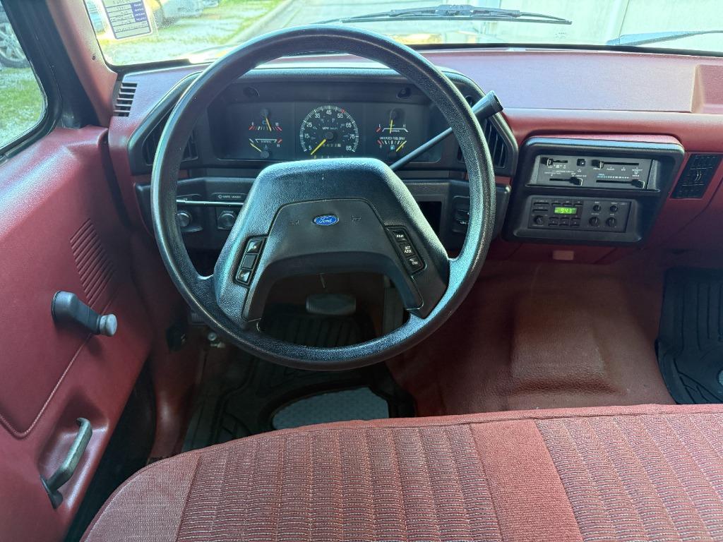 1987 Ford Bronco - Photo 12