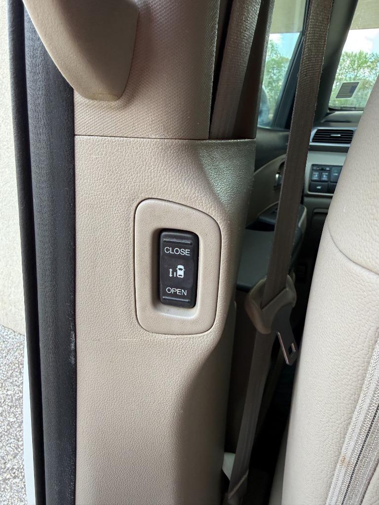 2017 Honda Odyssey EX-L - Photo 28