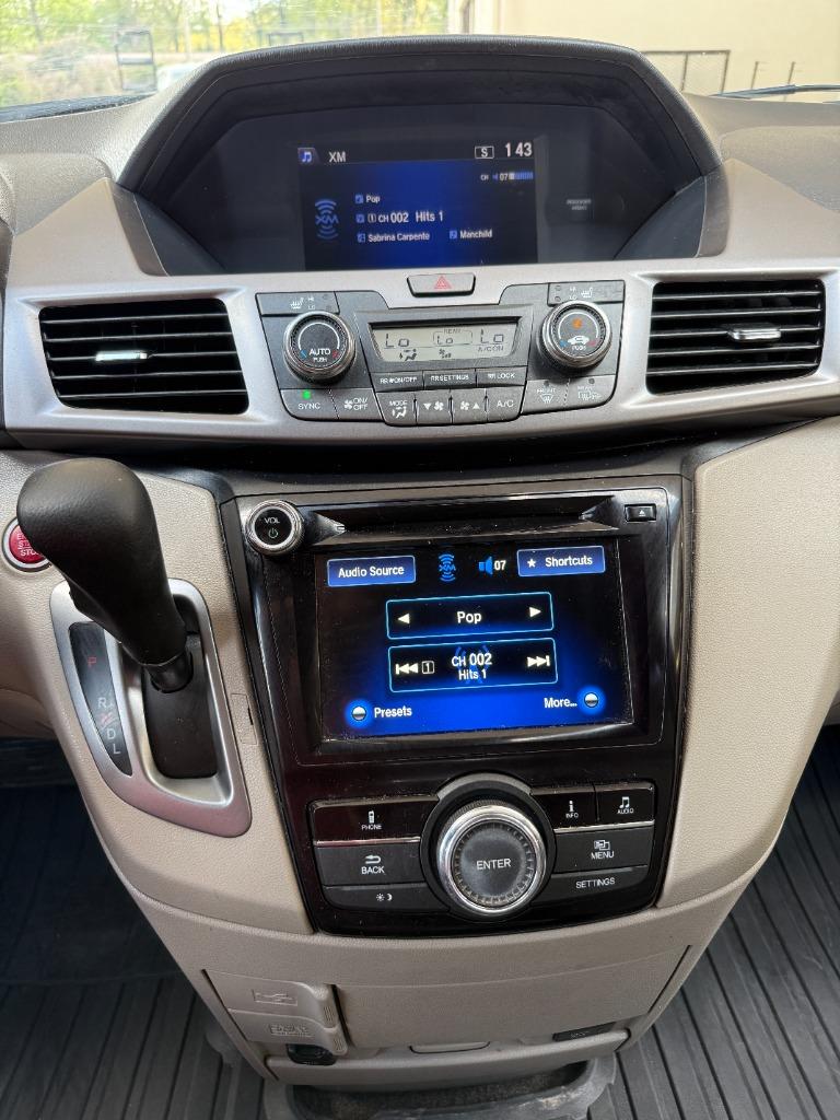 2017 Honda Odyssey EX-L - Photo 21