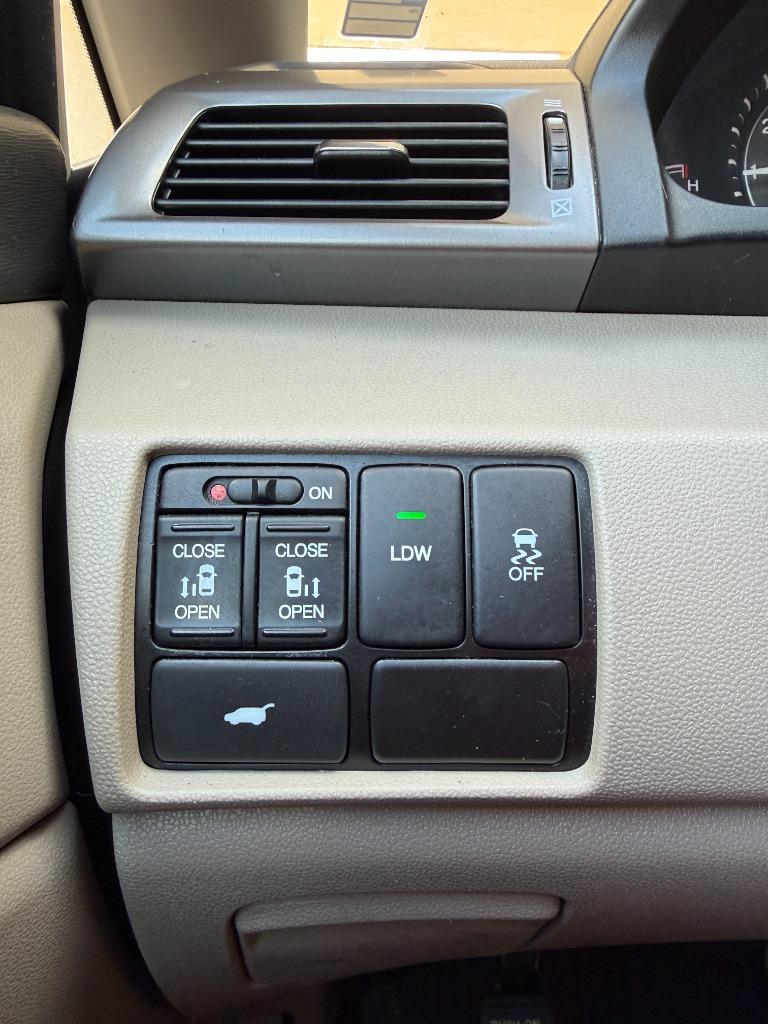 2017 Honda Odyssey EX-L - Photo 15
