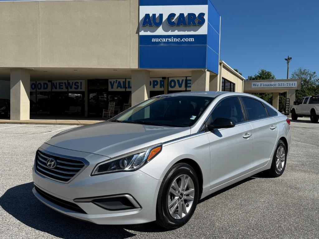 2016 Hyundai Sonata SE's photo